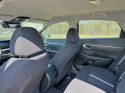 Used 2025 Hyundai Sonata SE image 17