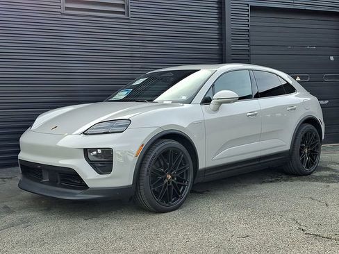 New 2026 Porsche Macan 4 Electric AWD/4WD image 1
