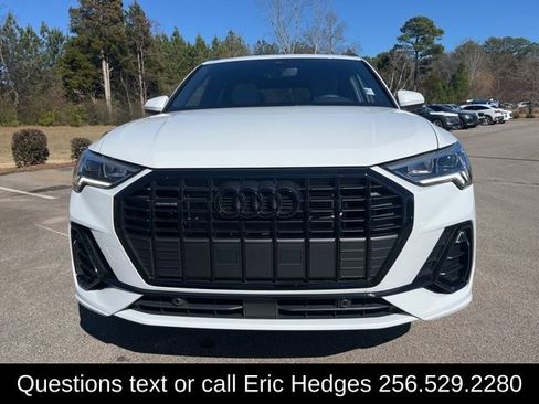 Used 2025 Audi Q3 2.0T Premium w/ Convenience Package image 2