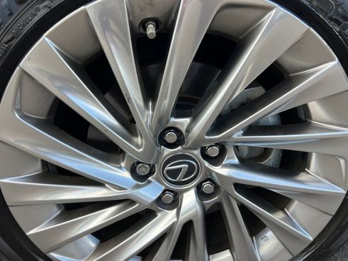 Used 2019 Lexus ES 300h Ultra Luxury w/ Accessory Package 2 FWD image 15