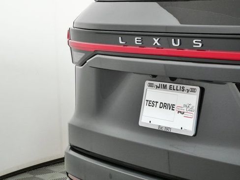 Used 2025 Lexus TX 350 AWD image 35