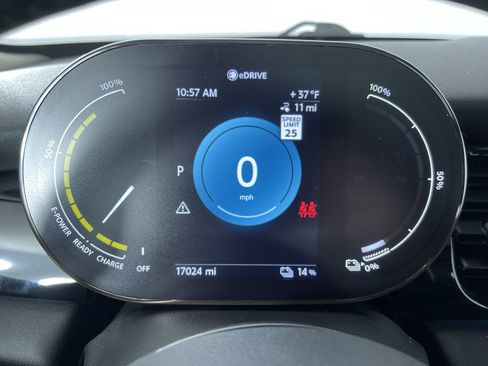 Used 2022 MINI Cooper SE image 17