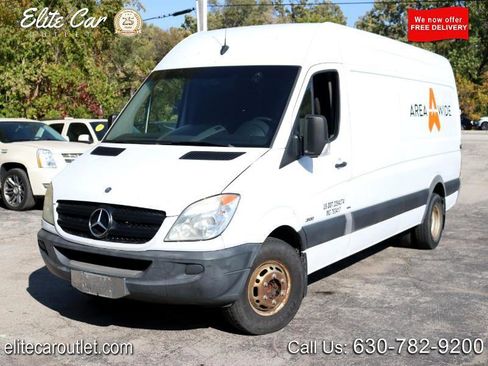 Used 2010 Mercedes-Benz Sprinter 3500 image 1