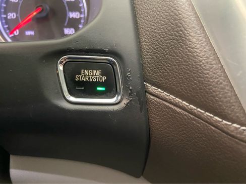 Used 2021 GMC Acadia SLT image 39