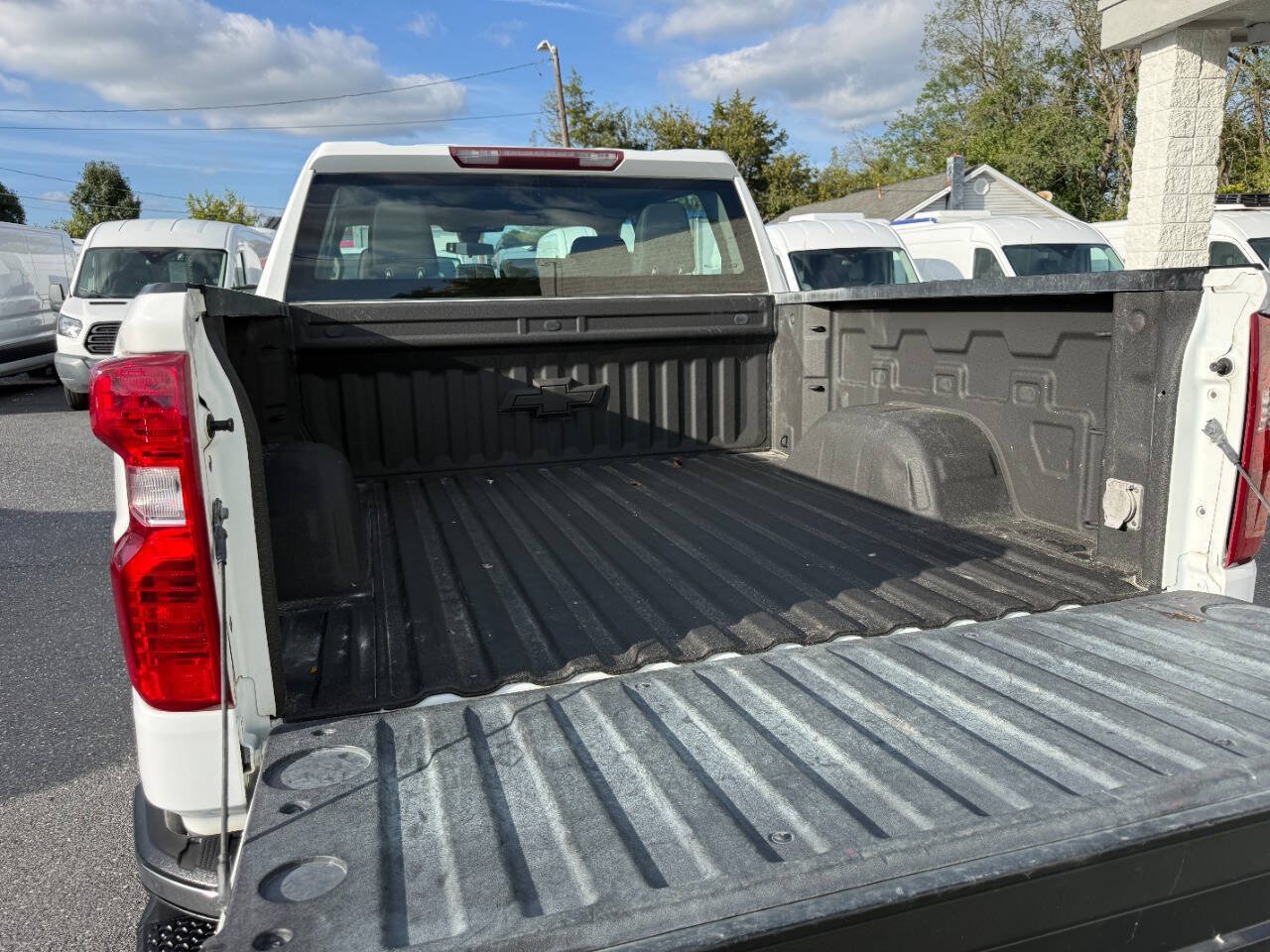 Used 2021 Chevrolet Silverado 1500 W/T w/ WT Safety Package AWD/4WD image 34
