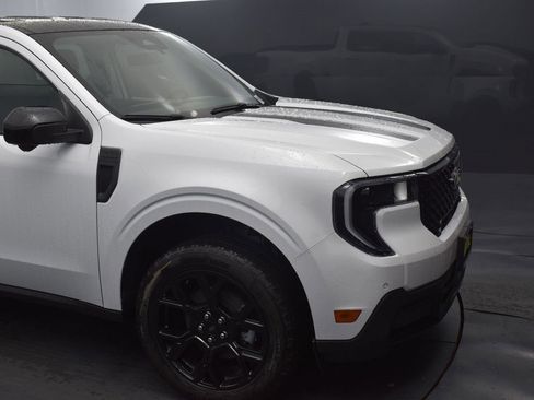 New 2025 Ford Maverick Lariat w/ Black Appearance Package image 13