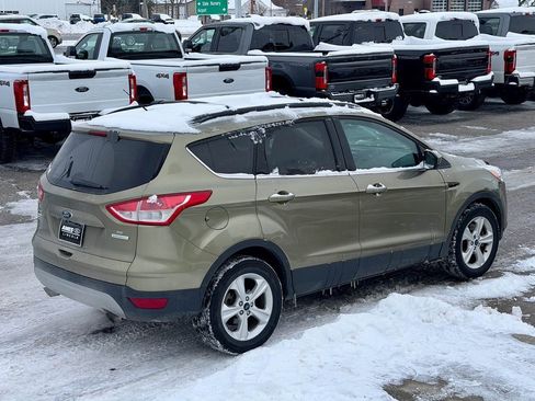Used 2014 Ford Escape SE w/ Equipment Group 201A image 5