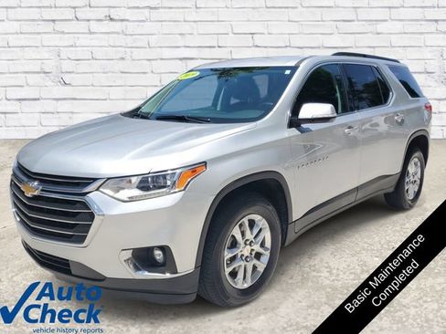Used 2019 Chevrolet Traverse LT FWD image 2