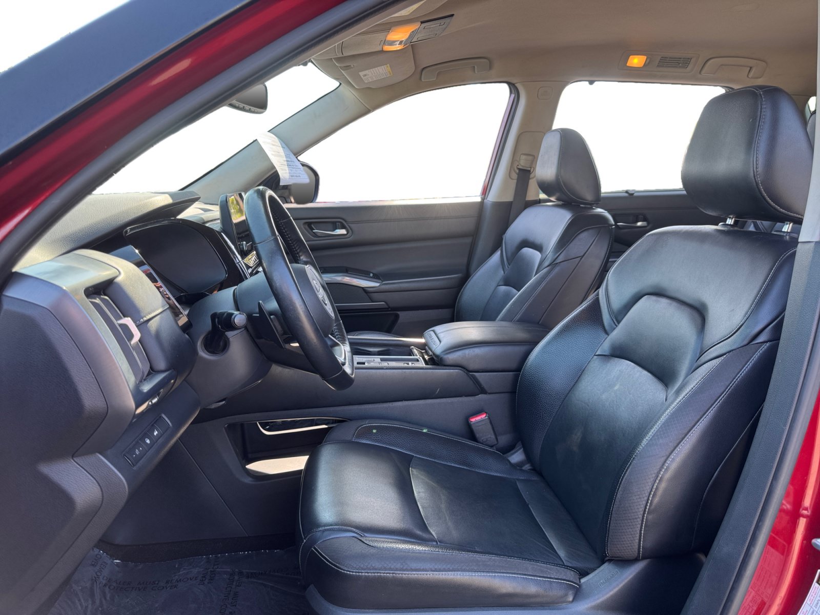 Used 2022 Nissan Pathfinder SL FWD image 9