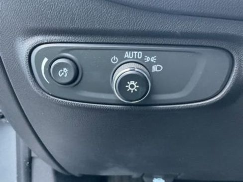 Certified 2023 Chevrolet Equinox LT FWD image 18