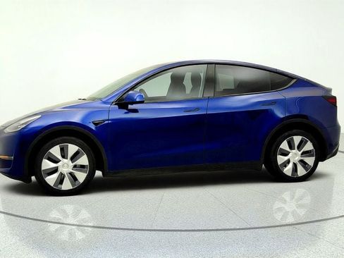 Used 2023 Tesla Model Y Long Range AWD/4WD image 8