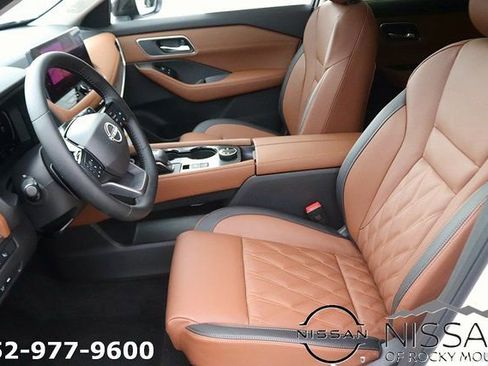 New 2026 Nissan Rogue Platinum w/ Platinum Premium Package AWD/4WD image 13