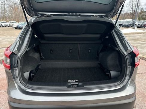 Used 2020 Nissan Rogue Sport S image 23