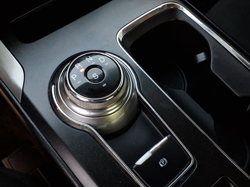 Certified 2017 Ford Fusion SE image 24