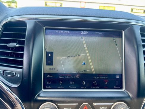 Used 2018 Jeep Grand Cherokee Limited AWD/4WD image 22