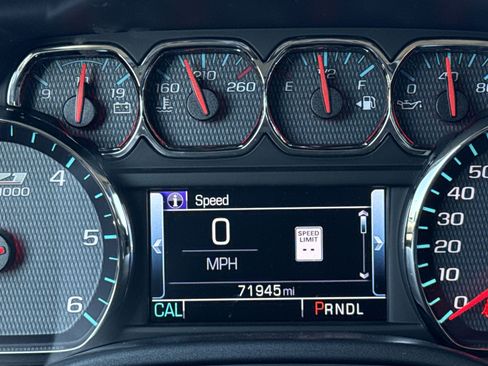 Used 2017 Chevrolet Silverado 1500 LT w/ Redline Edition image 21