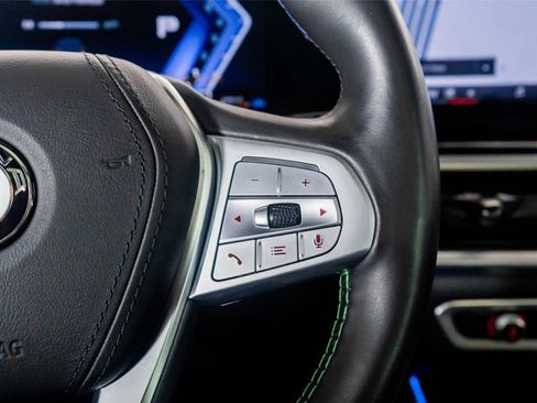 Used 2025 BMW ALPINA XB7 ALPINA XB7 image 43