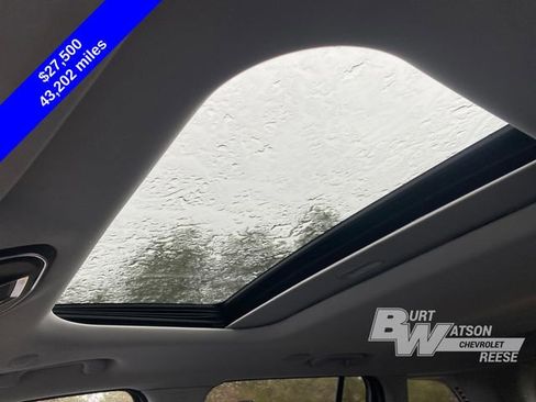 Used 2023 Jeep Grand Cherokee Laredo image 25