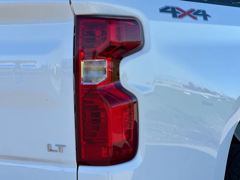 New 2026 Chevrolet Silverado 1500 LT image 32