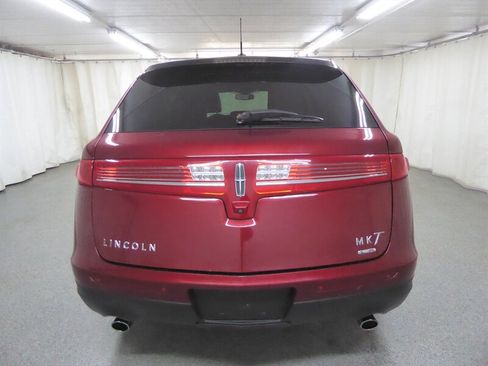 Used 2014 Lincoln MKT AWD w/ Equipment Group 201A image 5