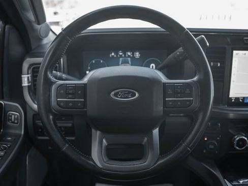 Used 2023 Ford F250 Lariat w/ Chrome Package image 33