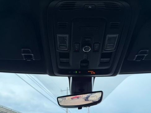 Used 2021 GMC Yukon Denali w/ Denali Ultimate Package image 22