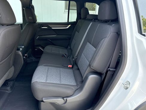 New 2025 GMC Acadia Elevation w/ LPO, Floor Liner Package image 17