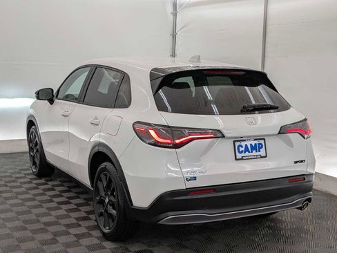 Used 2025 Honda HR-V Sport image 4