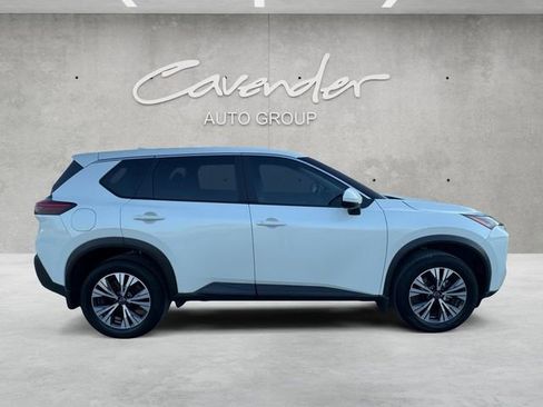 Used 2023 Nissan Rogue SV image 17