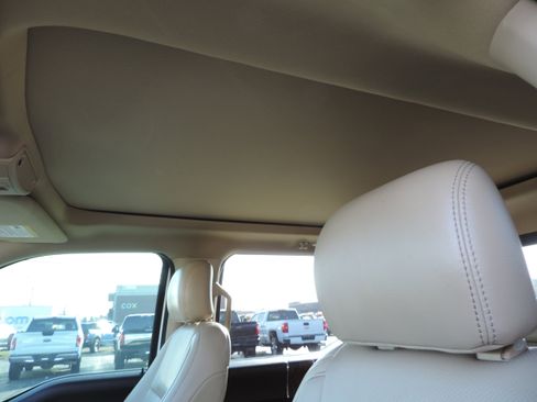 Used 2018 Ford F150 Lariat w/ Equipment Group 502A Luxury image 13