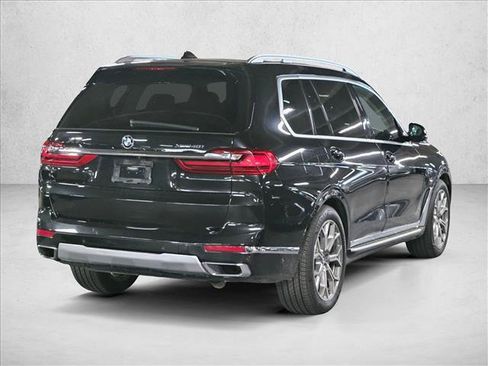 Used 2021 BMW X7 xDrive40i w/ Parking Assistance Package AWD/4WD image 5