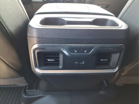 Used 2025 Chevrolet Silverado 1500 LTZ AWD/4WD image 17