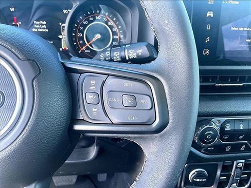 Used 2025 Jeep Wrangler Unlimited Sport AWD/4WD image 21