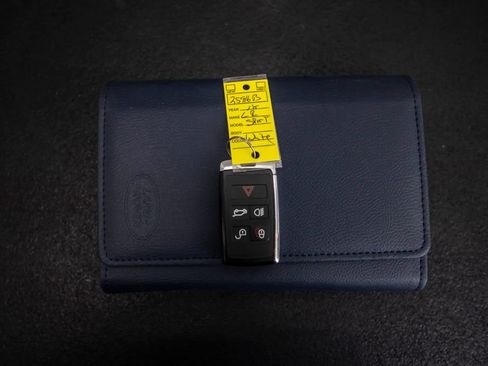 Used 2018 Land Rover Range Rover Sport Supercharged AWD/4WD image 39