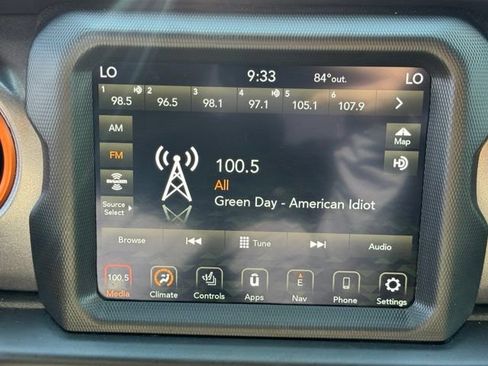 Used 2022 Jeep Gladiator Mojave w/ Cold Weather Group AWD/4WD image 14