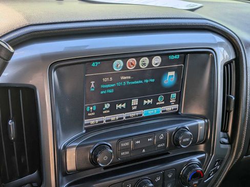 Used 2018 Chevrolet Silverado 1500 LTZ w/ LTZ Plus Package image 31