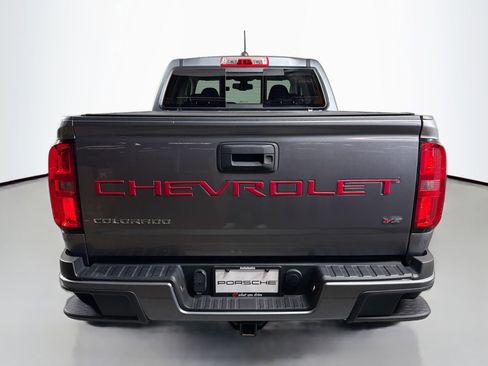 Used 2022 Chevrolet Colorado LT w/ LT Convenience Package image 6