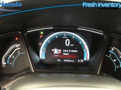 Used 2020 Honda Civic EX image 20