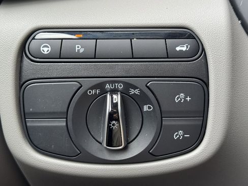 Used 2024 INFINITI QX50 Luxe image 28