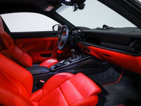 Used 2022 Porsche 911 GT3 image 33