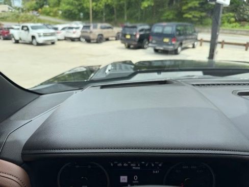 Used 2022 Chevrolet Silverado 2500 High Country w/ LPO, Hitch Package AWD/4WD image 43