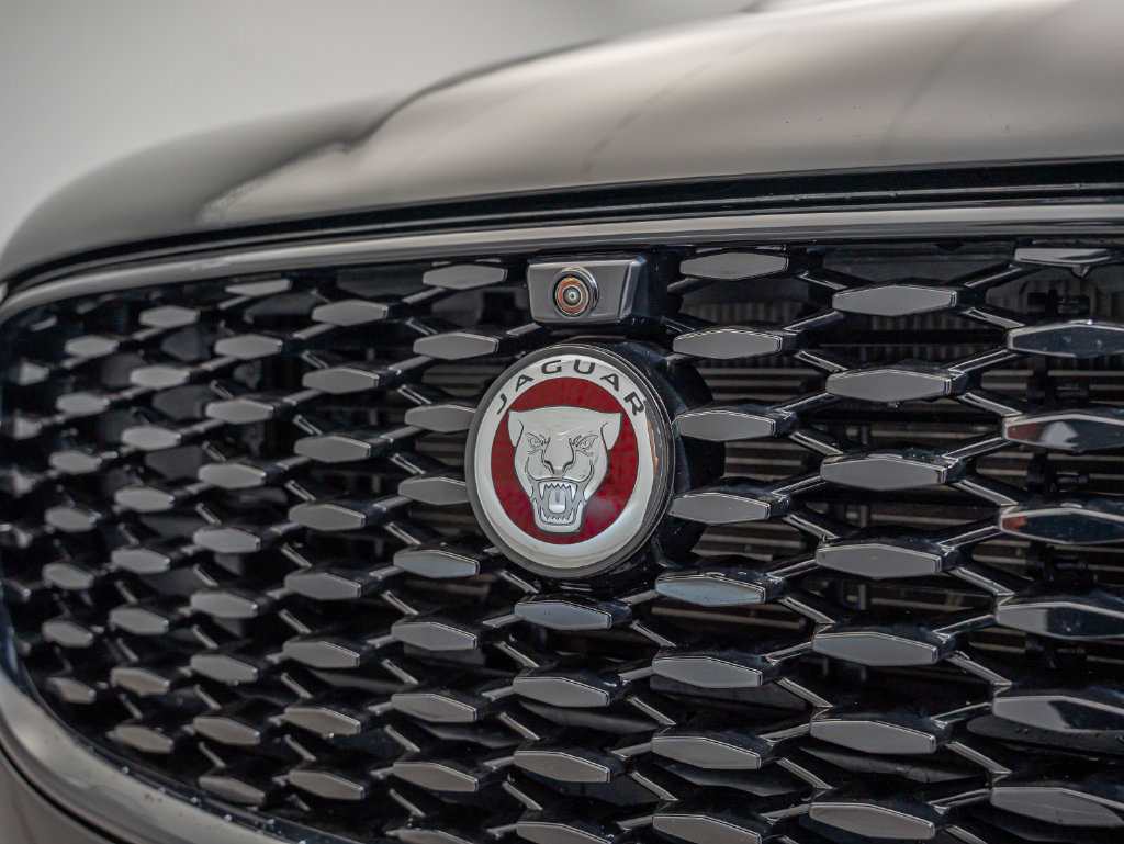 Used 2021 Jaguar F-PACE S AWD/4WD image 11