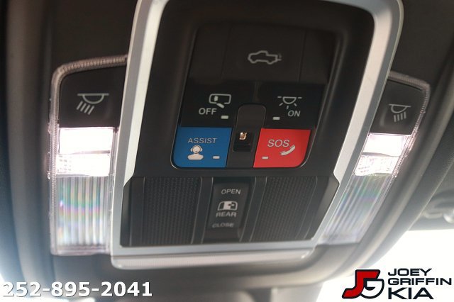 Used 2021 RAM 1500 Laramie w/ Sport Appearance Package AWD/4WD image 33