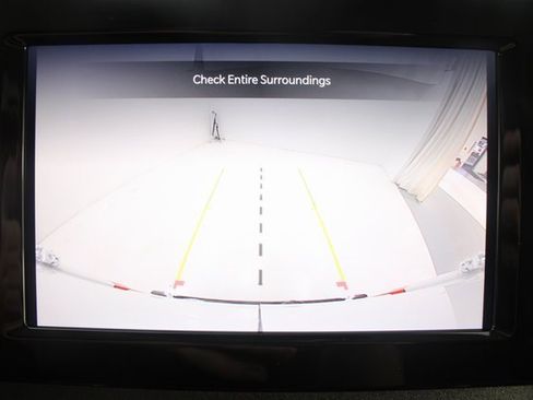 Used 2025 RAM ProMaster 2500 w/ Convenience Group image 3