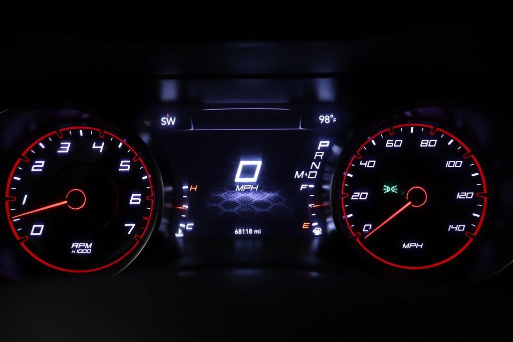 Used 2020 Dodge Charger SXT RWD image 14