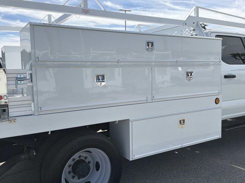 New 2025 Ford F550 4x4 Crew Cab Super Duty image 23