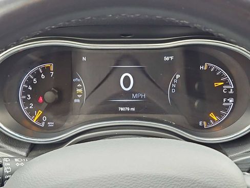 Used 2022 Jeep Grand Cherokee Limited image 33