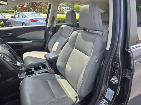 Used 2016 Honda CR-V Touring image 14