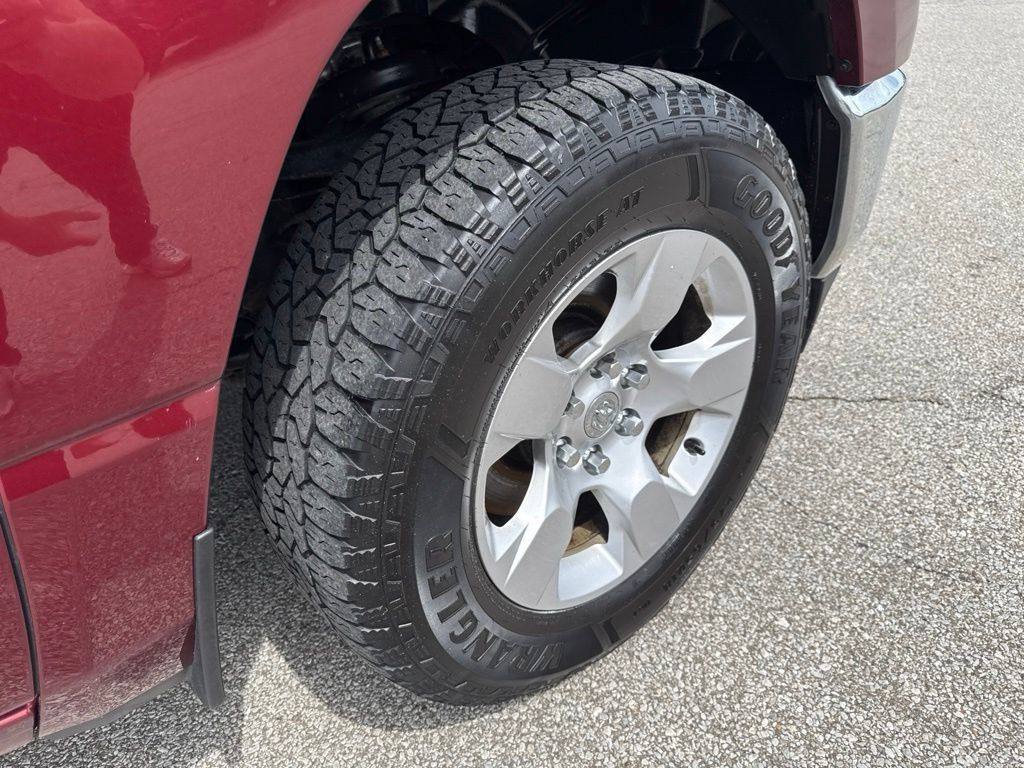 Used 2020 RAM 1500 Big Horn AWD/4WD image 46