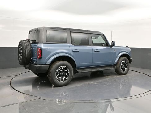 New 2025 Ford Bronco Outer Banks image 5